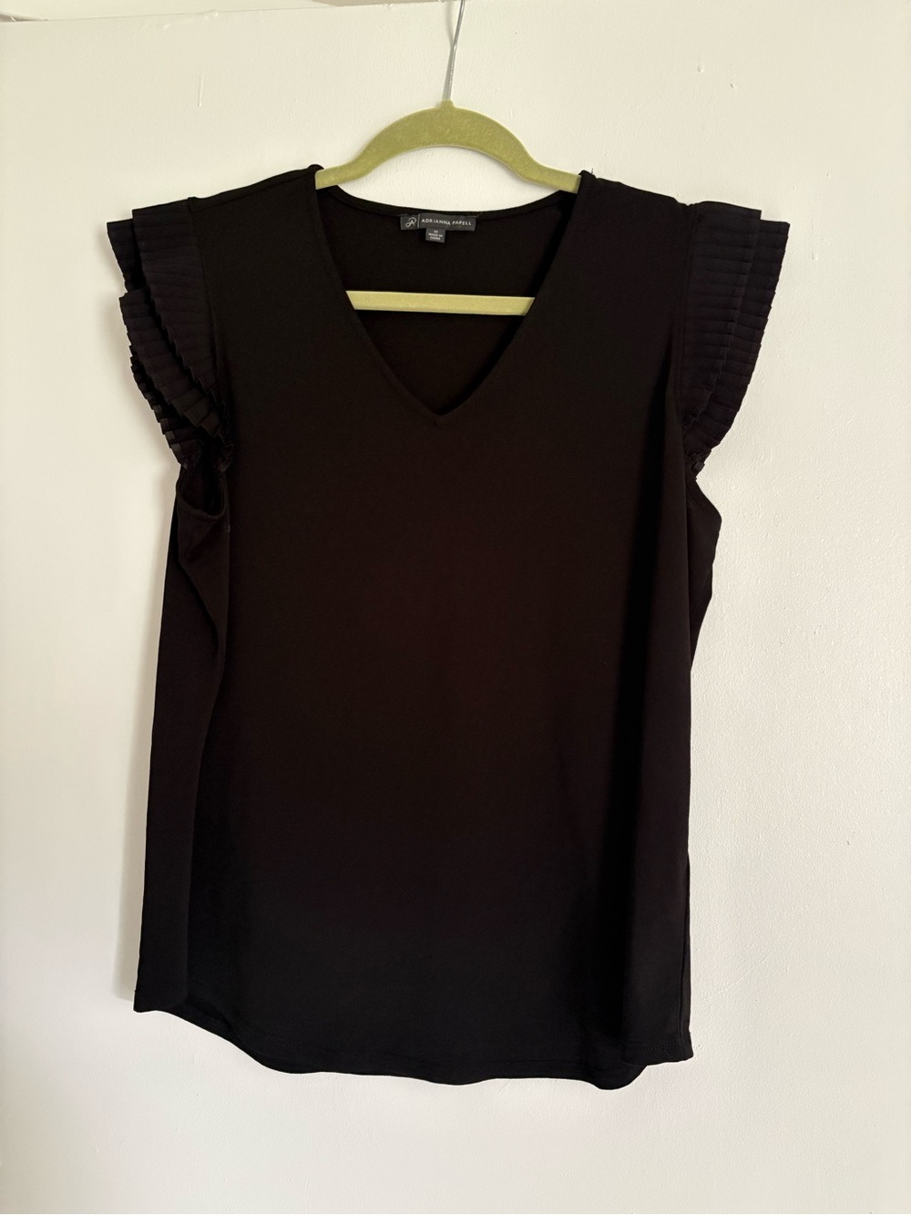 Adrianna Papell Black V-Neck Pleated Sleeve Blouse